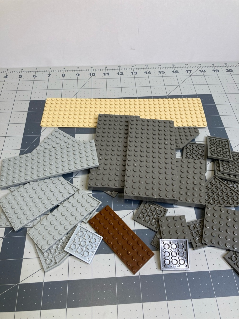 Lot of 28 Brown Gray LEGO Plates Rectangular Various Angled Wedge Wing Pieces